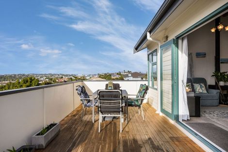 Photo of property in 16 Tamatea Drive, Snells Beach, 0920