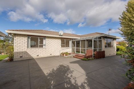 Photo of property in 14 Daytona Place, Parklands, Christchurch, 8083