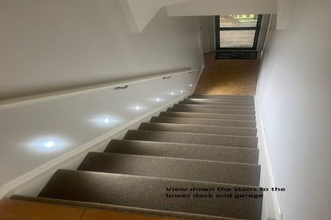 Photo of property in 6 David Beattie Place, Chatswood, Auckland, 0626