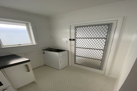 Photo of property in 2/8 Bowling Avenue, Epsom, Auckland, 1023