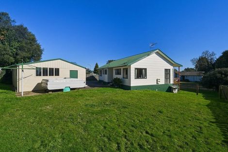 Photo of property in 35 Rewarewa Street, Owhata, Rotorua, 3010