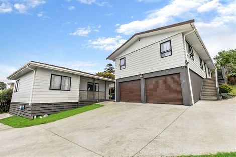 Photo of property in 4 Midgley Road, West Harbour, Auckland, 0618