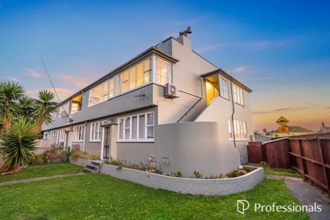 Photo of property in 100 Adelaide Street, Petone, Lower Hutt, 5012