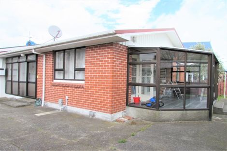 Photo of property in 121 Kings Crescent, Hutt Central, Lower Hutt, 5010