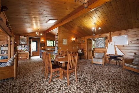 Photo of property in 419 Manawaora Road, Parekura Bay, Russell, 0184