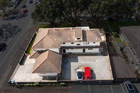 Photo of property in 2/182 Devonport Road, Tauranga, 3110