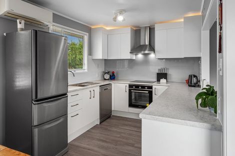 Photo of property in 16 Beazley Crescent, Tikipunga, Whangarei, 0112