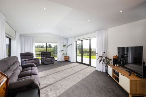 Photo of property in 488a Carrington Road, Hurworth, New Plymouth, 4371