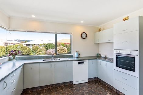 Photo of property in 2 Kaye's Place, Paraparaumu Beach, Paraparaumu, 5032