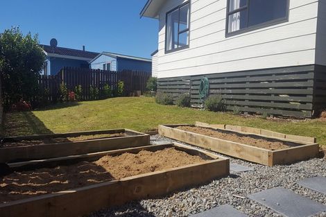 Photo of property in 8 Bobstay Lane, Whitby, Porirua, 5024