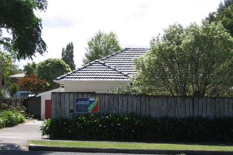 Photo of property in 137 Seabrook Avenue, New Lynn, Auckland, 0600