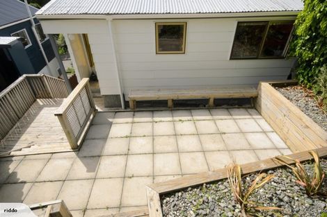 Photo of property in 124 Onslow Road, Khandallah, Wellington, 6035