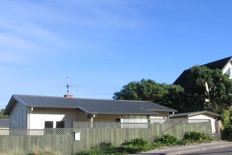 Photo of property in 4 Waimea Road, Waikanae Beach, Waikanae, 5036