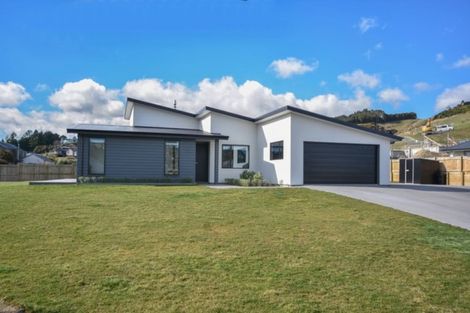Photo of property in 25 Heathfield Drive, Mosgiel, 9024