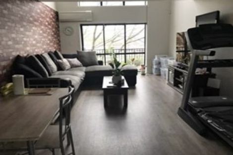 Photo of property in 104/1 Village Quarter Lane, Frankton, Hamilton, 3204