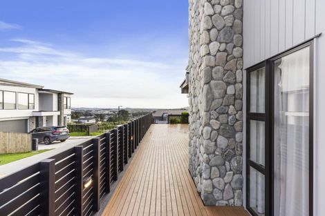 Photo of property in 13 Hautoa Lane, Flat Bush, Auckland, 2019