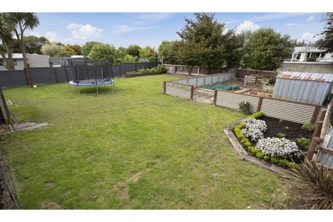 Photo of property in 15 Holloway Street, Waikiwi, Invercargill, 9810
