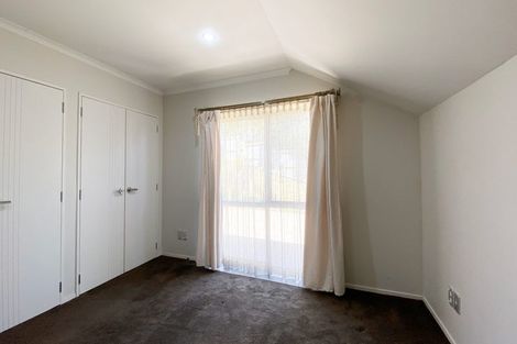 Photo of property in 33 Saint Maroun Rise, The Gardens, Auckland, 2105