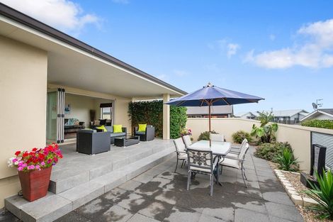 Photo of property in 96 Basley Road, Owhata, Rotorua, 3010