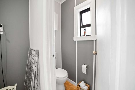 Photo of property in 16 Tolerton Avenue, Elgin, Gisborne, 4010