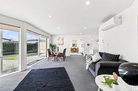 Photo of property in 4 Kilkivan Lane, Broomfield, Christchurch, 8042