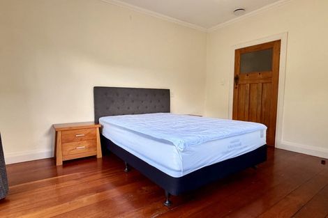 Photo of property in 75 Chamberlain Road, Karori, Wellington, 6012