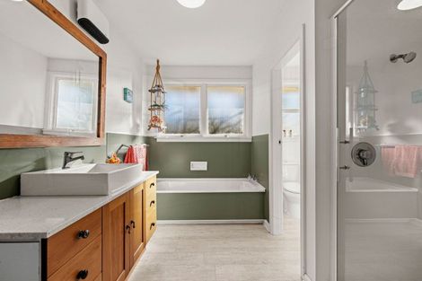 Photo of property in 11 Weston Place, Rangiora, 7400