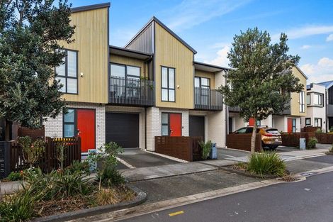 Photo of property in 48 Glidepath Road, Hobsonville, Auckland, 0616