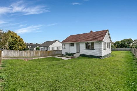 Photo of property in 97 Hillsborough Road, Hillsborough, Auckland, 1042