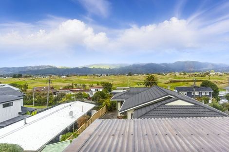 Photo of property in 57a Golf Road, Paraparaumu Beach, Paraparaumu, 5032