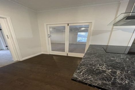 Photo of property in 1/169 Te Atatu Road, Te Atatu South, Auckland, 0610