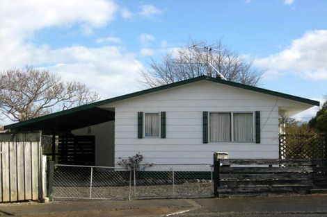 Photo of property in 19 Tasman Crescent, Carterton, 5713