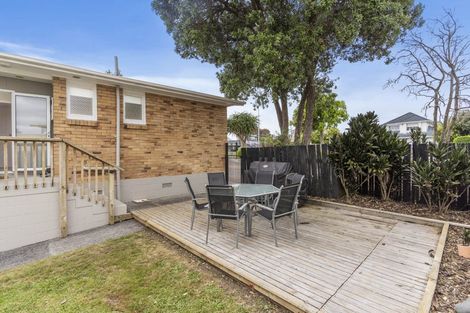 Photo of property in 37 Whitford Road, Howick, Auckland, 2014