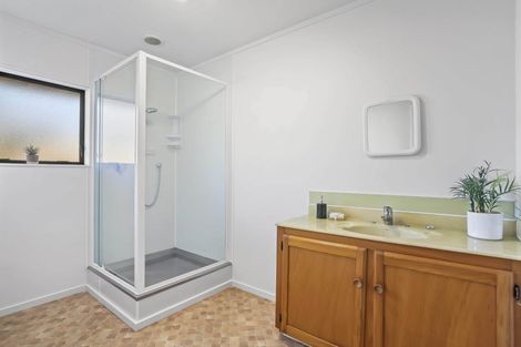 Photo of property in 1/20 Sturges Road, Henderson, Auckland, 0612