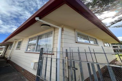 Photo of property in 24 Kivell Close, Mangere East, Auckland, 2024