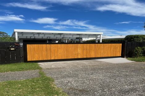 Photo of property in 1/10 Riverlea Avenue, Pakuranga, Auckland, 2010