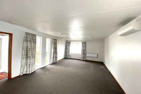 Photo of property in 17 The Drive, Tawa, Wellington, 5028