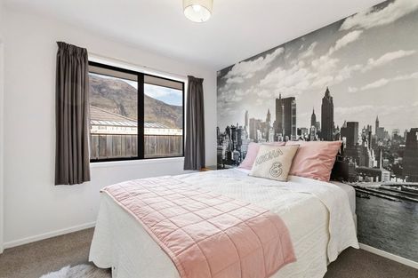 Photo of property in 17 Myles Way, Lower Shotover, Queenstown, 9304