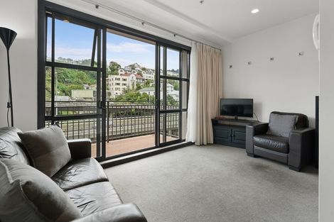 Photo of property in Atrium Apartments, 3n/154 The Terrace, Wellington Central, Wellington, 6011