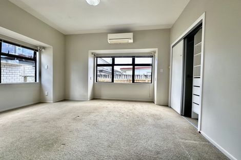 Photo of property in 10 Nicholson Avenue, Papatoetoe, Auckland, 2025