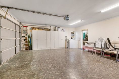 Photo of property in 16 Elan Place, Stanmore Bay, Whangaparaoa, 0932