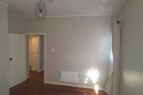 Photo of property in 171 Oxford Terrace, Epuni, Lower Hutt, 5011
