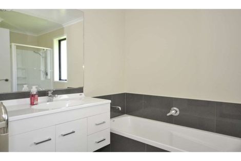 Photo of property in 5 Hoults Way, Kerikeri, 0230