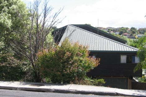 Photo of property in 2/69 Saddleback Rise, Murrays Bay, Auckland, 0630