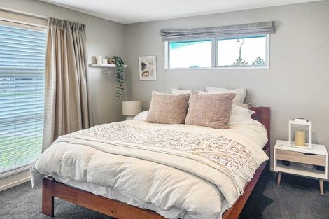 Photo of property in 12 Helmore Street, Rangiora, 7400