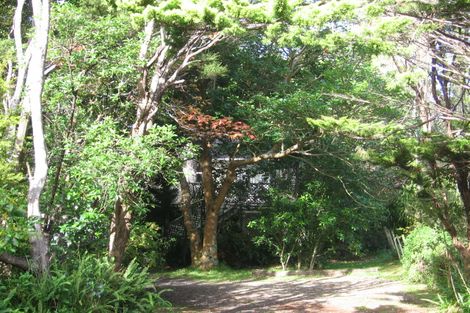 Photo of property in 10 Kauri Point Road, Laingholm, Auckland, 0604