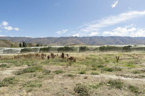 Photo of property in 55 Stratford Drive, Mount Pisa, Cromwell, 9383