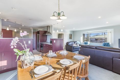 Photo of property in 139 Flanshaw Road, Te Atatu South, Auckland, 0610