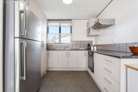 Photo of property in 34 Bernina Place, Weymouth, Auckland, 2103