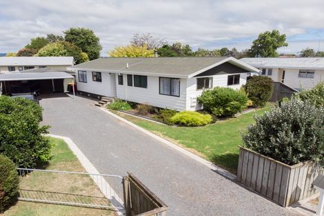 Photo of property in 10 Darlington Street, Ngatea, 3503